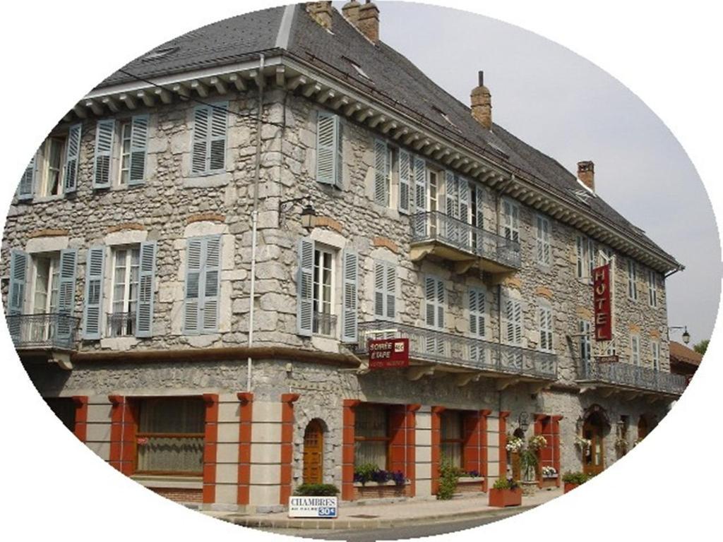 Hotel George Montmelian Exterior photo